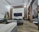 Bán nhà Tứ Hiệp 32m2 x 6 tầng, 30m ra ô tô tránh, chỉ nhỉnh 5 tỷ