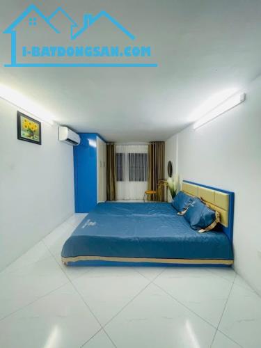 Nhà đẹp Phố Bạch Mai   20/22m-5 tầng -5,95 tỷ   - Thiết kế đủ công năng sử dụng gồm 3 phò - 1