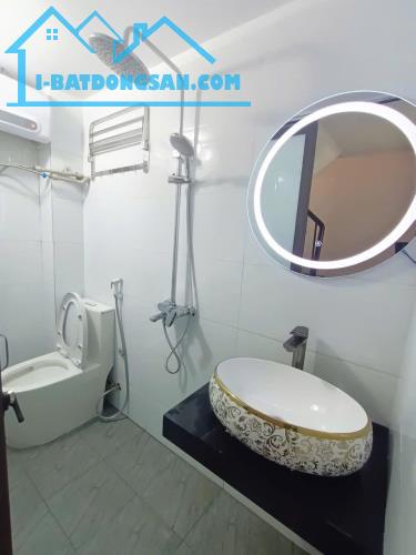 Nhà đẹp Phố Bạch Mai   20/22m-5 tầng -5,95 tỷ   - Thiết kế đủ công năng sử dụng gồm 3 phò