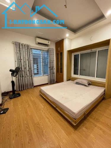 Bán nhà phố Bạch Mai, Hai Bà Trưng 47m, 5 tầng. Giá: 10.8 tỷ. LH: 0937158386 - 3