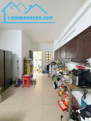 Bán Nhà Tân Bình - Hẻm xe tải - 92m2 - Chỉ 12,8 tỷ