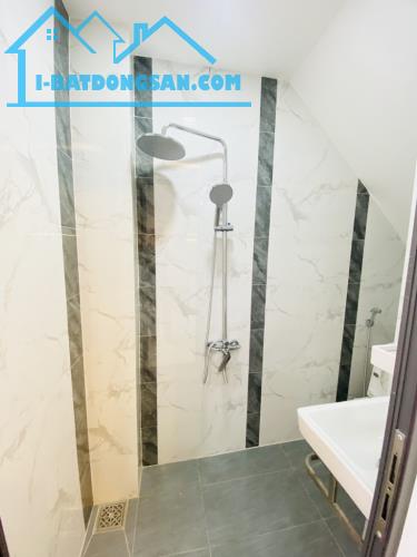 Bán gấp nhà mới đẹp ở ngay Bình Đông, xe hơi đỗ cửa, 36m2, 2PN, SHR, chỉ nhỉnh 3 tỷ. - 2