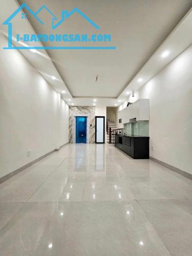 PHỐ MAI PHÚC, LONG BIÊN – NHÀ 50M x 5 TẦNG THANG MÁY XỊN MỚI KÍNH KOONG – VỊ TRÍ VÀNG - 2