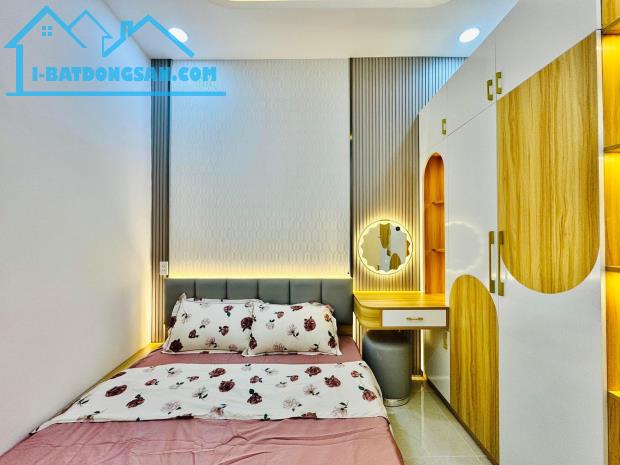 BÁN NHÀ DÂN XÂY PHÚ DIỄN 32M2X4 TẦNG, LÔ GÓC Ô TÔ TRÁNH DỪNG ĐỖ NGÀY ĐÊM, GIÁ 7.5 TỶ - 1