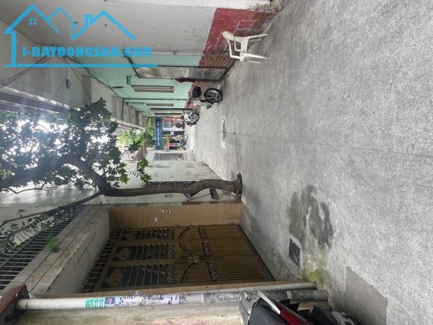 BÁN NHÀ ĐẸP GẦN MẶT TIỀN TÂN SƠN NHÌ_40M2_3 TẦNG_NHỈNH 3 TỶ. - 3