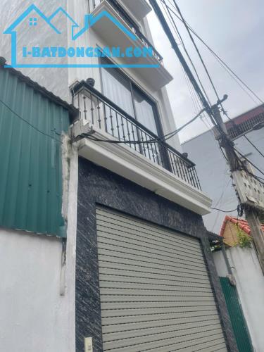 Bán Nhà Đẹp Phố Ngọc Thụy 61m2 Giá 7,1 Tỷ, Dân Xây, Ngõ Thông Thoáng.