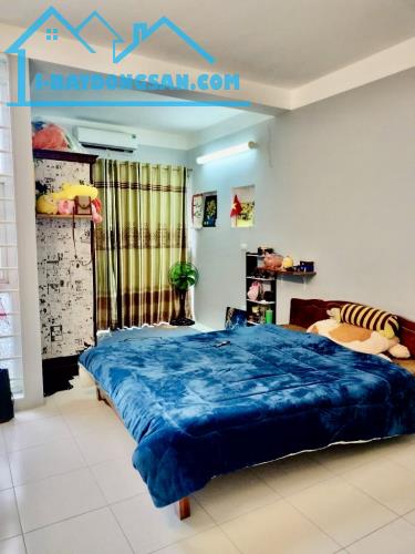 Bán Nhà Phố Ngọc Lâm 68m2-Mt 5.6m- chỉ 9 tỷ-LÔ GÓC 3 MẶT THOÁNG-GẦN TRƯỜNG HỌC NGUYỄN GIA - 1