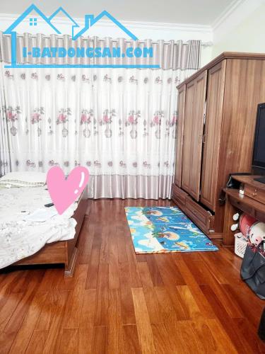 Bán nhà 250m2 10x25m Bạch Đằng lô góc hợp tòa nhà hầm 7 tầng thang máy đầu tư chỉ 35 tỷ - - 1