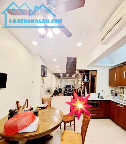 Bán nhà 250m2 10x25m Bạch Đằng lô góc hợp tòa nhà hầm 7 tầng thang máy đầu tư chỉ 35 tỷ - - 2