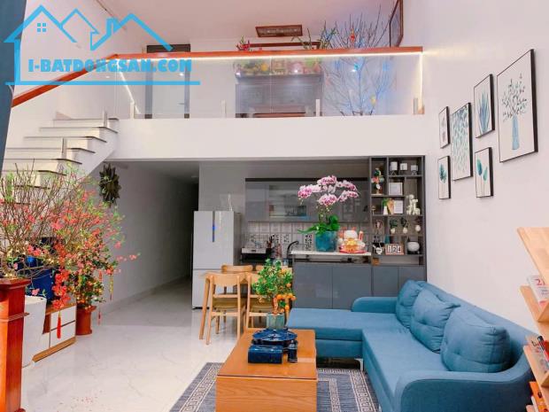 NHÀ XỊN PHỐ NHÂN HÒA – 35M2 – CHÀO CHỈ 6.5 TỶ – GẦN ROYAL CITY