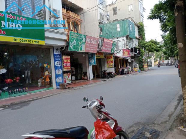 Nhà phố Trâu Quỳ ngay sát trường Nông Nghiệp mặt kinh doanh đỉnh