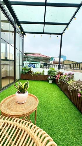 Tòa căn hộ DV vừa ở vừa cho thuê 7 tầng TM, Vũ Ngọc Phan - ĐĐ, Dt 75m, giá 18.3 tỷ - 5