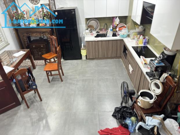 BÁN NHÀ BÁT KHỐI LONG BIÊN HÀ NỘI NHÀ ĐẸP GIÁ TỐT CHỦ CẦN BÁN GẤP - 3