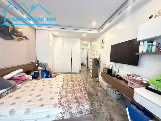 Bán nhà phân lô oto tránh, vỉa hè kinh doanh, Trần Khát Chân - 35/38m2 x 6 Tầng - Sổ vuông - 2