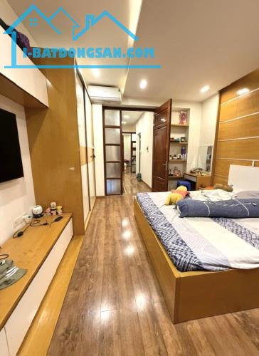 Nhà đẹp Đỗ Đức Dục 56m2*5T, mt 4.5m kd, GARA, 2 thoáng 16.9 tỷ