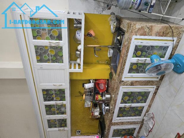 BÁN NHÀ MẶT TIỀN, đường NGUYỄN THỊ TÚ, 6X52 ,BÌNH HƯNG HOÀ B, BÌNH TÂN, GIÁ 18 TỶ.