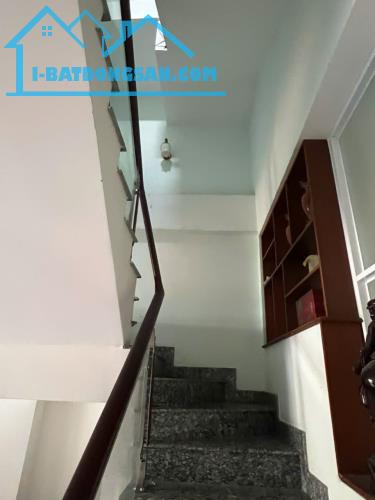 Chủ Gửi Bán Nhà Phố Liền Hẻm Đường 33 Phường Bình Trưng Tây Quận 2  nhà 2L 4pn - 3
