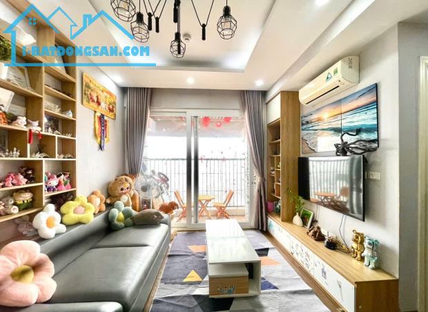 BÁN CHUNG CƯ RIVERSIDE GARDEN TẦNG CAO, 70M, 2 PN, 2 WC, SLOT ÔTÔ, 5 TỶ 5 - 1