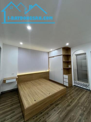 Chính chủ bán nhà Hạ Yên, Cầu Giấy, xây mới, thang máy, ở ngay, giá tốt - 1