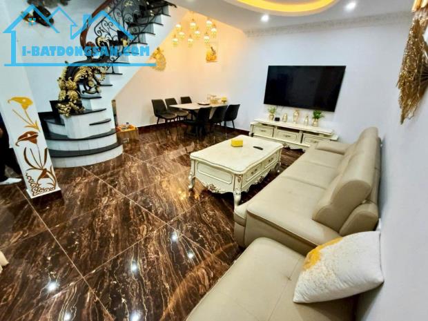 Đào Tấn - Phố Vip Ba Đình - Sân vườn rộng rãi - Ngõ thẳng tắp 75m2 x mặt tiền 4.5M - 1