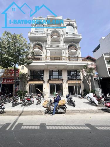 SIÊU PHẨM 8 TẦNG THANG MÁY MẶT PHỐ ĐÀM QUANG TRUNG - THIẾT KẾ CHÂU ÂU- FULL NỘI THẤT XỊN X