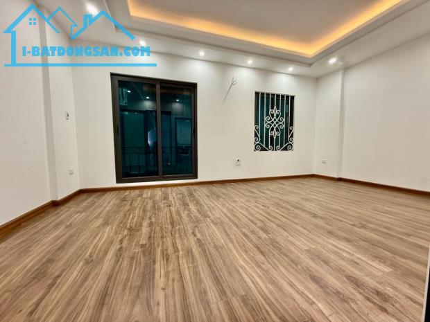 BÁN NHÀ HAI BÀ TRƯNG - 4 TẦNG-MT RỘNG 4M -NGÕ Ô TÔ -KHU VIP AN SINH -GIÁ CHỈ 5.5 TỶ - 2