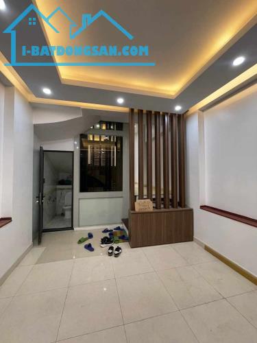 NHÀ ĐẸP NGUYỄN ĐÌNH CHIỂU - TT HAI BÀ - SÁT CV THỐNG NHẤT - THANG MÁY - KINH DOANH