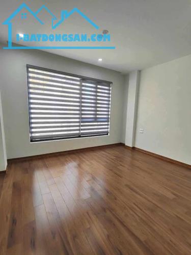 SIÊU PHẨM 52M*6 TẦNG ĐÀM QUANG TRUNG, LONG BIÊN - CÁCH PHỐ CHỈ 20M - THANG MÁY - GIÁ 10 TỶ - 3