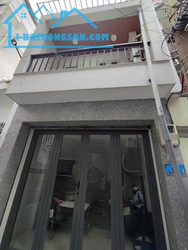 Bán nhà 30m2 đường Xô Viết Nghệ Tĩnh, gần HÀNG XANH, nhỉnh 4 tỷ