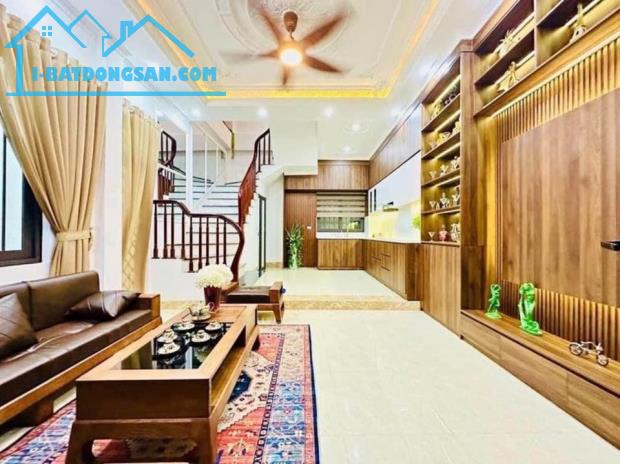 SIÊU PHẨM LINH LANG - BA ĐÌNH - 2 MẶT NGÕ - DOANH THU  30TR/THANG, Ô TÔ VÀO NHÀ. - 2
