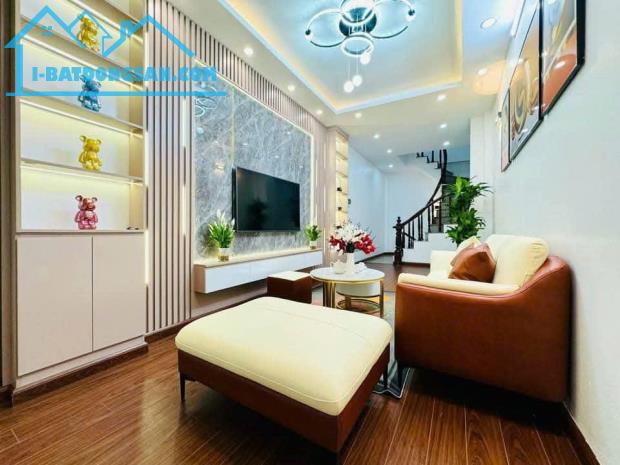 Bán nhà riêng chính chủ 6 tầng khu Nam Đồng DT 30m giá 7.5 tỷ - 3