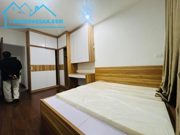 BÁN NHÀ PHỐ NGUYỄN NGỌC NẠI, THANH XUÂN. DT53M, 3T, MT3.4M. GIÁ 12.5 TỶ.