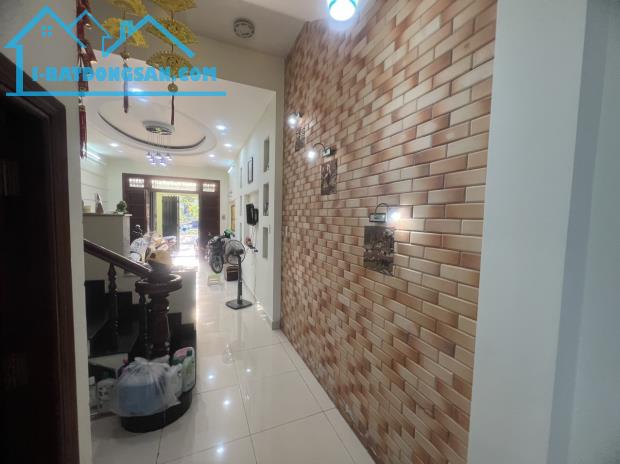 Bán Nhà Đẹp Đường Nhánh Bùi Tá Hán – Hầm Lửng 2 Lầu ST – Chỉ 18.2 Tỷ - 1