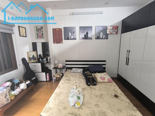 BÁN NHÀ HAI BÀ TRƯNG, MẶT PHỐ ĐƯỜNG Ô TÔ DỪNG ĐỖ CỬA, VỈA HÈ RỘNG, KINH DOANH ĐA DẠNG. - 2