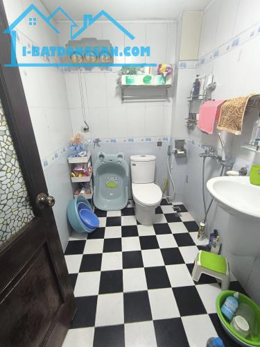 BÁN NHÀ HAI BÀ TRƯNG, MẶT PHỐ ĐƯỜNG Ô TÔ DỪNG ĐỖ CỬA, VỈA HÈ RỘNG, KINH DOANH ĐA DẠNG.