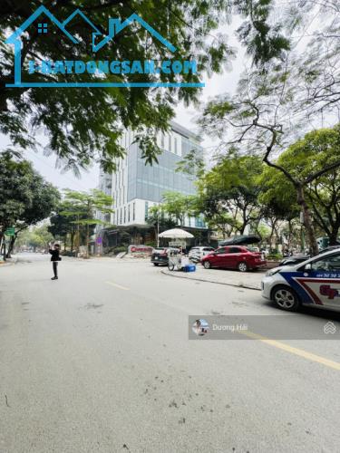 Bán nhà Mặt Phố Hoàng Văn Thái 8 Tầng Thang Máy Tích sản vững chắc Dòng tiền ổn định
