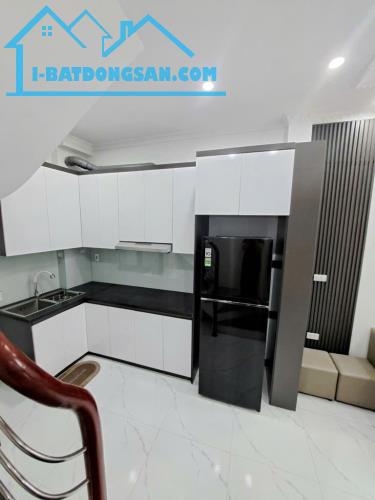 🏡BÁN NHÀ VĨNH HƯNH - LĨNH NAM - 3 BƯỚC RA OTO - NHÀ MỚI Ở LUÔN - NGÕ THÔNG - 33M2 - NHỈNH - 2