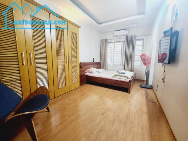 BÁ.N GẤP NHÀ Đ.ẸP PHỐ ĐỘI CẤN – 46M² – 5 TẦNG – NGÕ RỘNG, CÁCH PHỐ CHỈ 10M – CHỈ 9,3 T.Ỷ– - 1
