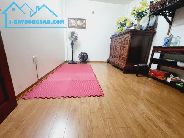 BÁ.N GẤP NHÀ Đ.ẸP PHỐ ĐỘI CẤN – 46M² – 5 TẦNG – NGÕ RỘNG, CÁCH PHỐ CHỈ 10M – CHỈ 9,3 T.Ỷ–