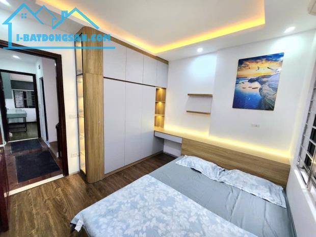 Nhà đẹp, sổ đẹp, ngõ rộng, thoáng đãng, tiện ích tại Bằng Liệt, Hoàng Mai, 38m2, 6 tầng,