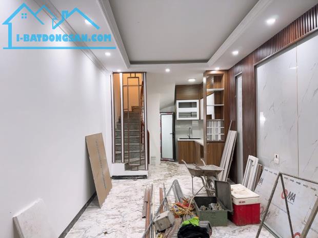 Xây Mới Đẹp  - Full Nội Thất - Láng Hạ - Ba Đình - Dt: 33m2/5 tầng *nhỉnh 7 tỷ