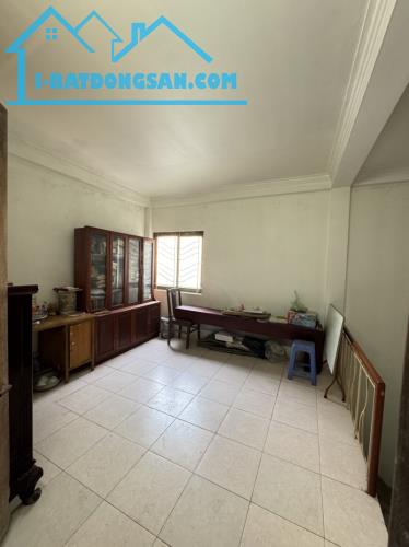 Hiếm. Bán nhà Nguyễn Trãi, Thanh Xuân. Ngã Tư Sở. 43m2 x 5 Tầng. MT 5.8m. Hơn 8 Tỷ. - 2