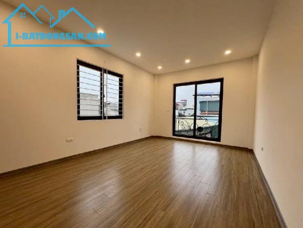NHÀ PHỐ TRẠM - LONG BIÊN Ô TÔ TRÁNH NGÕ NÔNG - 4