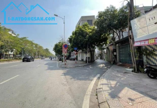 NHÀ MẶT NGÕ Ô TÔ Thông - Ô TÔ Vào Nhà - Lô Góc - Gần Cổ Linh - Kinh Doanh - FULL NỘI THẤT - 1