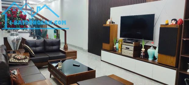 Nhà Đẹp 4 Tầng – Trung Tâm TP.TH – Giá Tốt – Sổ Sẵn - 1