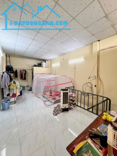 BÁN NHÀ 1/ BÌNH TÂN GẦN AEON TÂN PHÚ - 2 TẦNG - 44M2 CHỈ NHỈNH 3 TỶ - 1