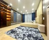 Đẳng cấp bán tòa nhà  Mặt Phố Cổ Linh, 90M,8 Tầng thang máy, KD dòng tiền đỉnh.Hơn 28 tỷ