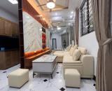 BÁN NHÀ HỒ TÙNG MẬU-PHẠM VĂN ĐỒNG, 40M2- 7.5 TỶ - LÔ GÓC, 2 MẶT TIỀN, VÀI BƯỚC RA PHỐ