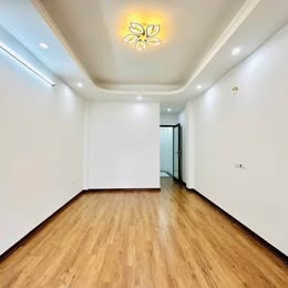 BÁN NHÀ THƯỢNG THANH MỚI ĐẸP NGÕ O TÔ 4 tầng   40m2 NHỈNH 4 TỶ - 2