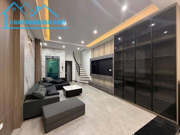 📣 Bán nhà 45m2 x 4 tầng, Thang máy, Ngọc Thụy, Long Biên, Gần hồ điều hòa, Ô tô, 8 tỷ 5